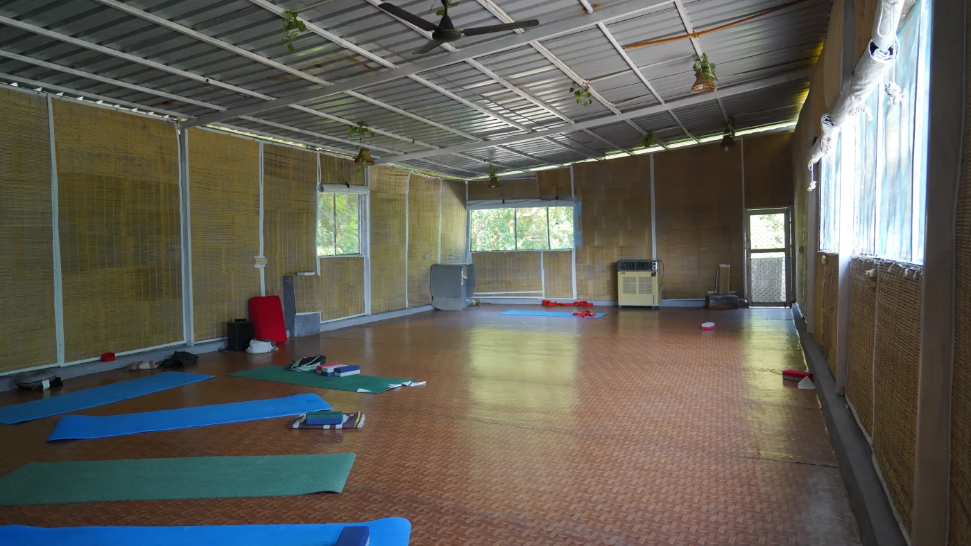 Yoga & practice hall — Rishikesh Sadan
